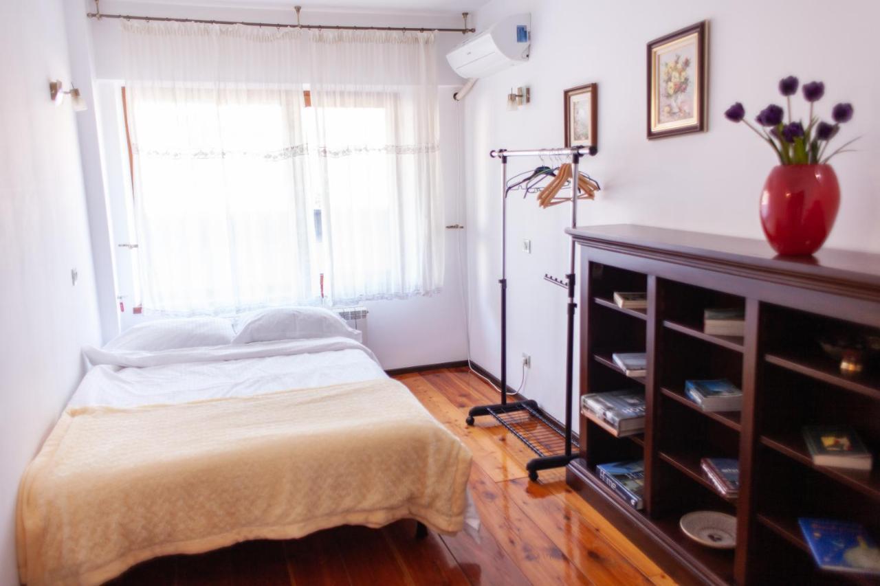 Spacious Apartment In City Centre Iasi Exterior foto